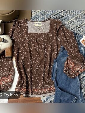 Savanna Jane peasant top size large